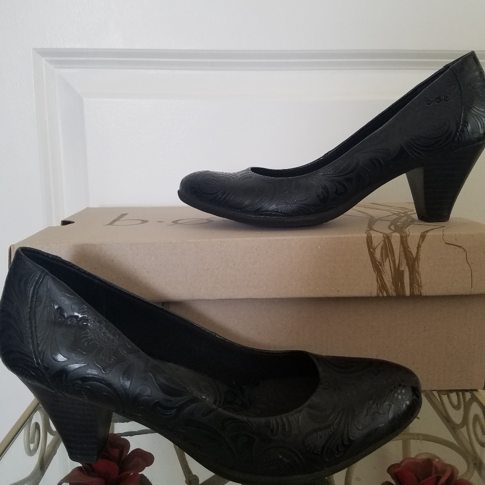 b.o.c. Alva pumps.